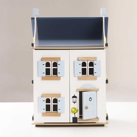 Sky Wooden Doll House