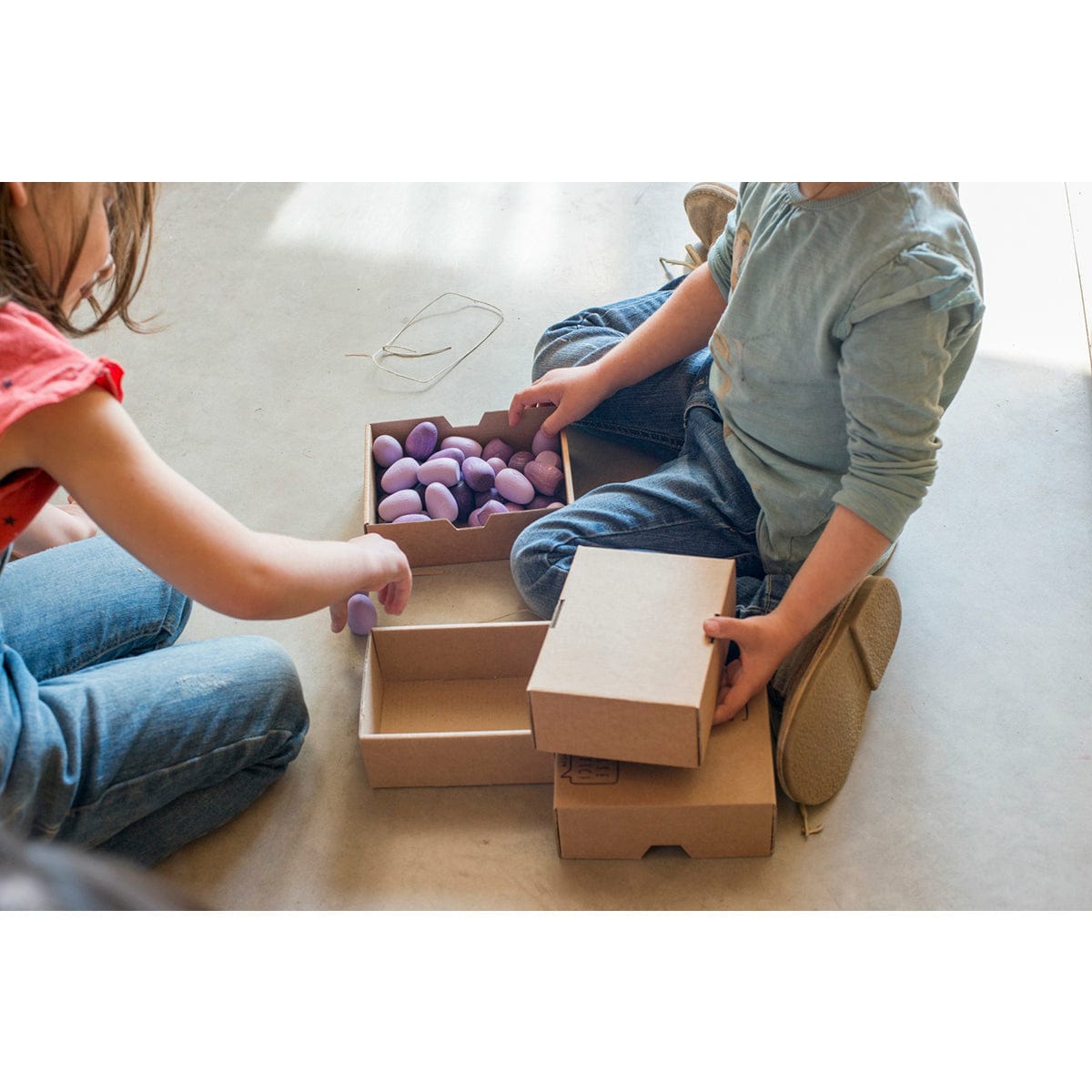 Grapat Wood Mandala Purple Eggs