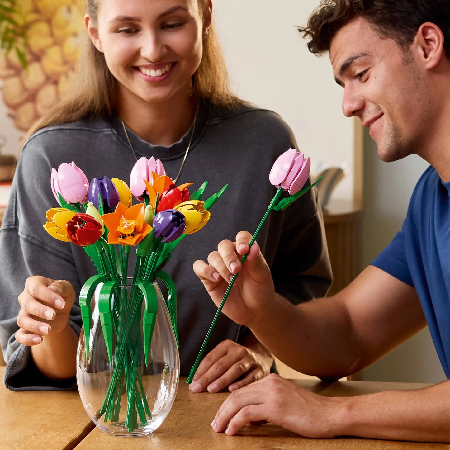 Botanical Collection: Tulip Bouquet Building Kit