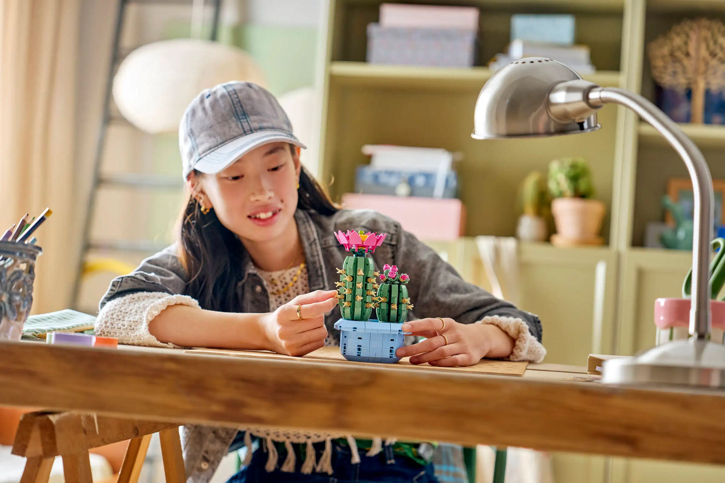 Botanical Collection: Flowering Cactus Building Kit