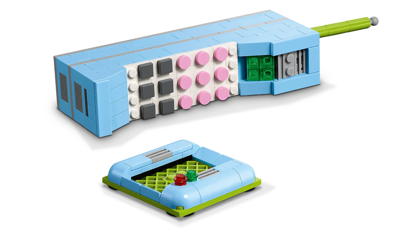 Creator: Retro Telephone Building Set