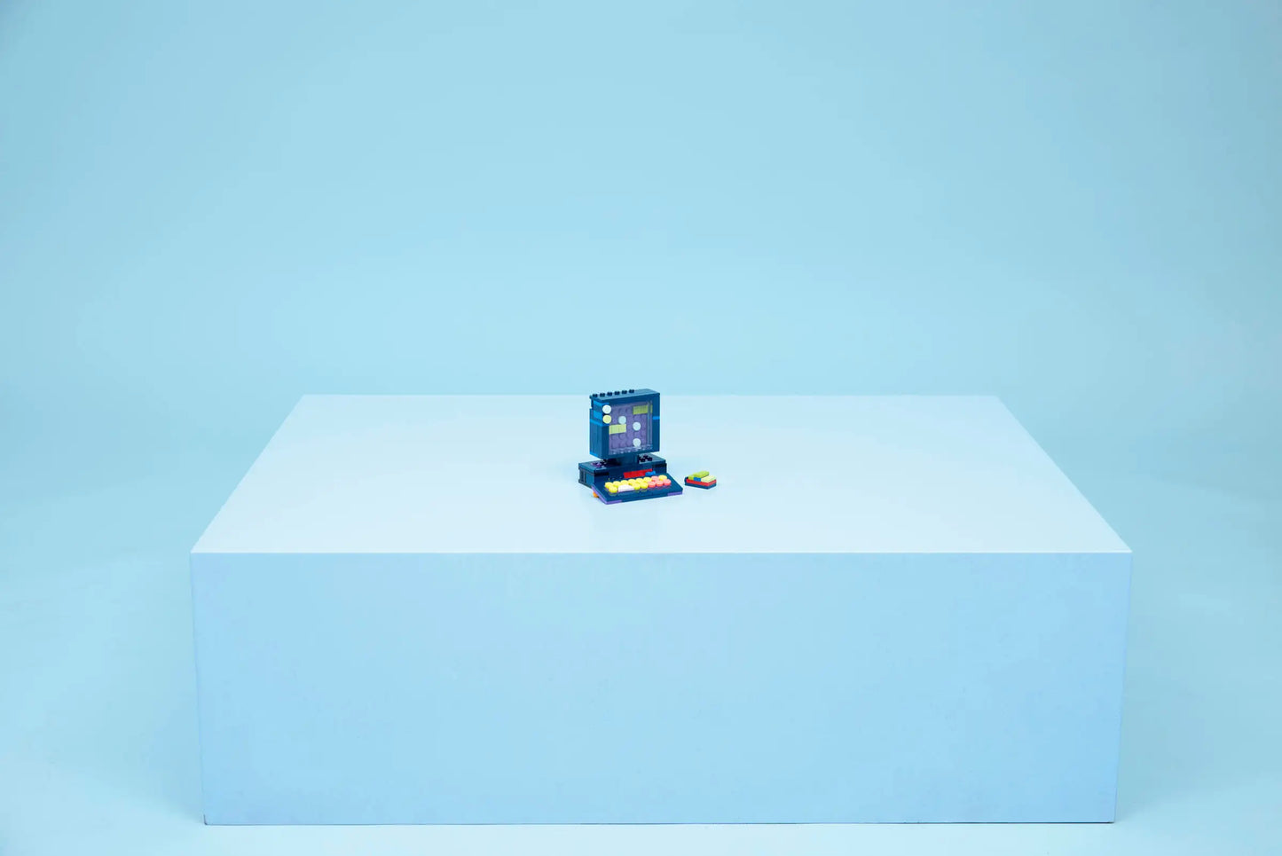 Creator: Retro Gaming Console Building Set