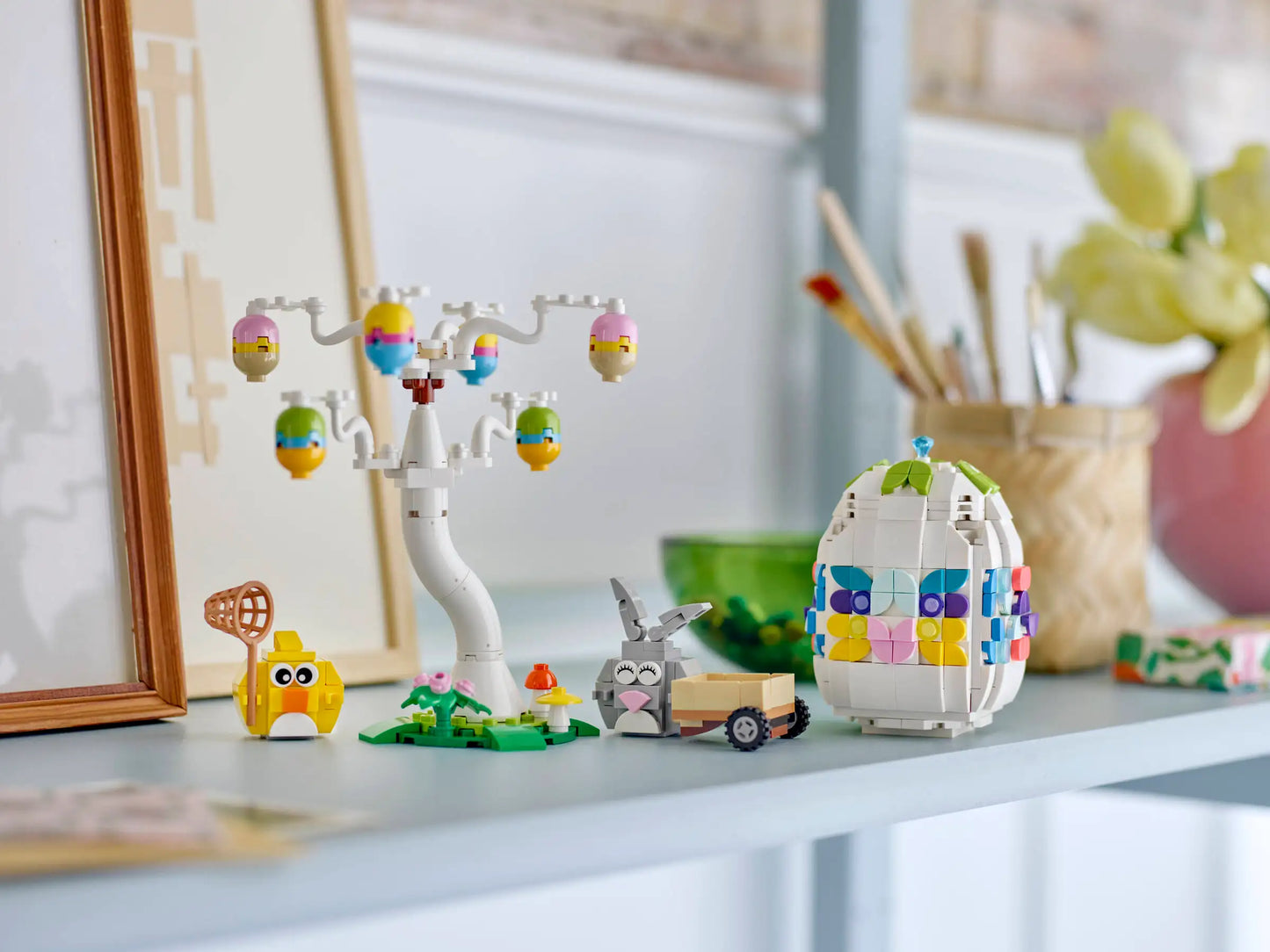 Easter Bunny & Chick Egg Hunt Building Set