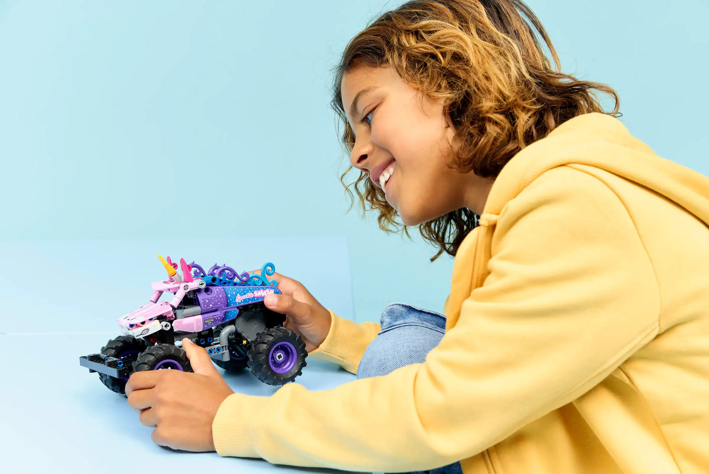 Technic: Monster Jam™ Sparkle Smash™ Pull-Back Building Set