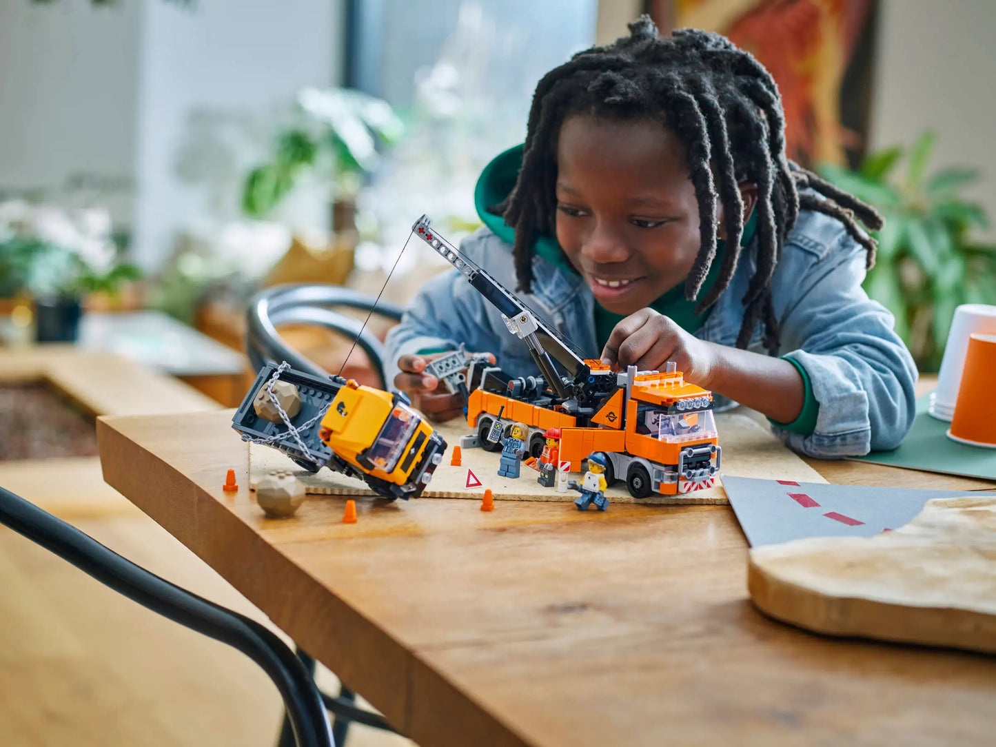 City: Heavy Duty Recovery Tow Truck with Crane Building Set