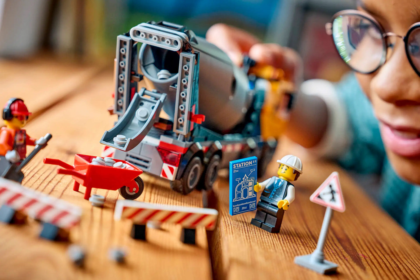 City: Cement Mixer Building Set