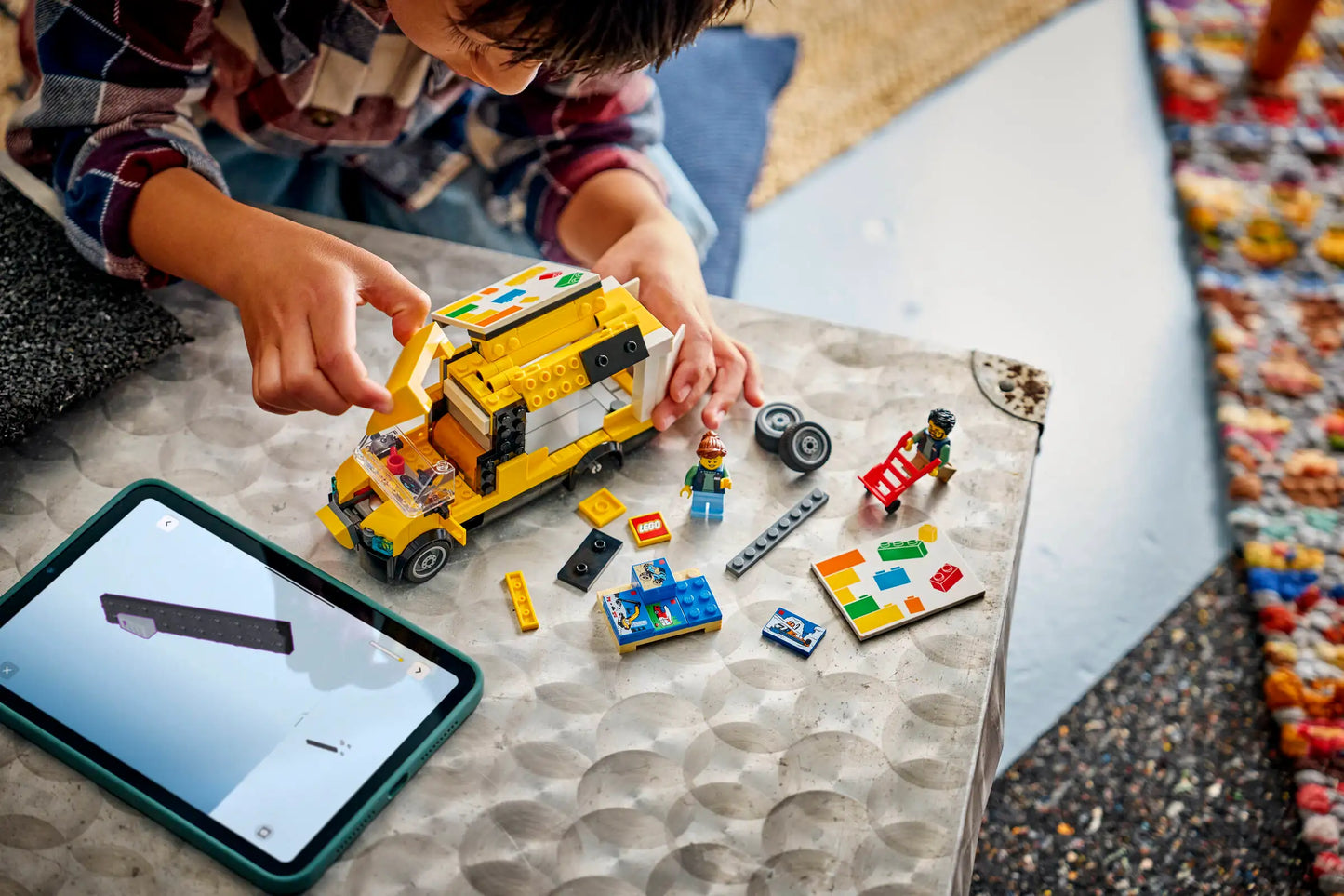 City: The Lego Van Building Set