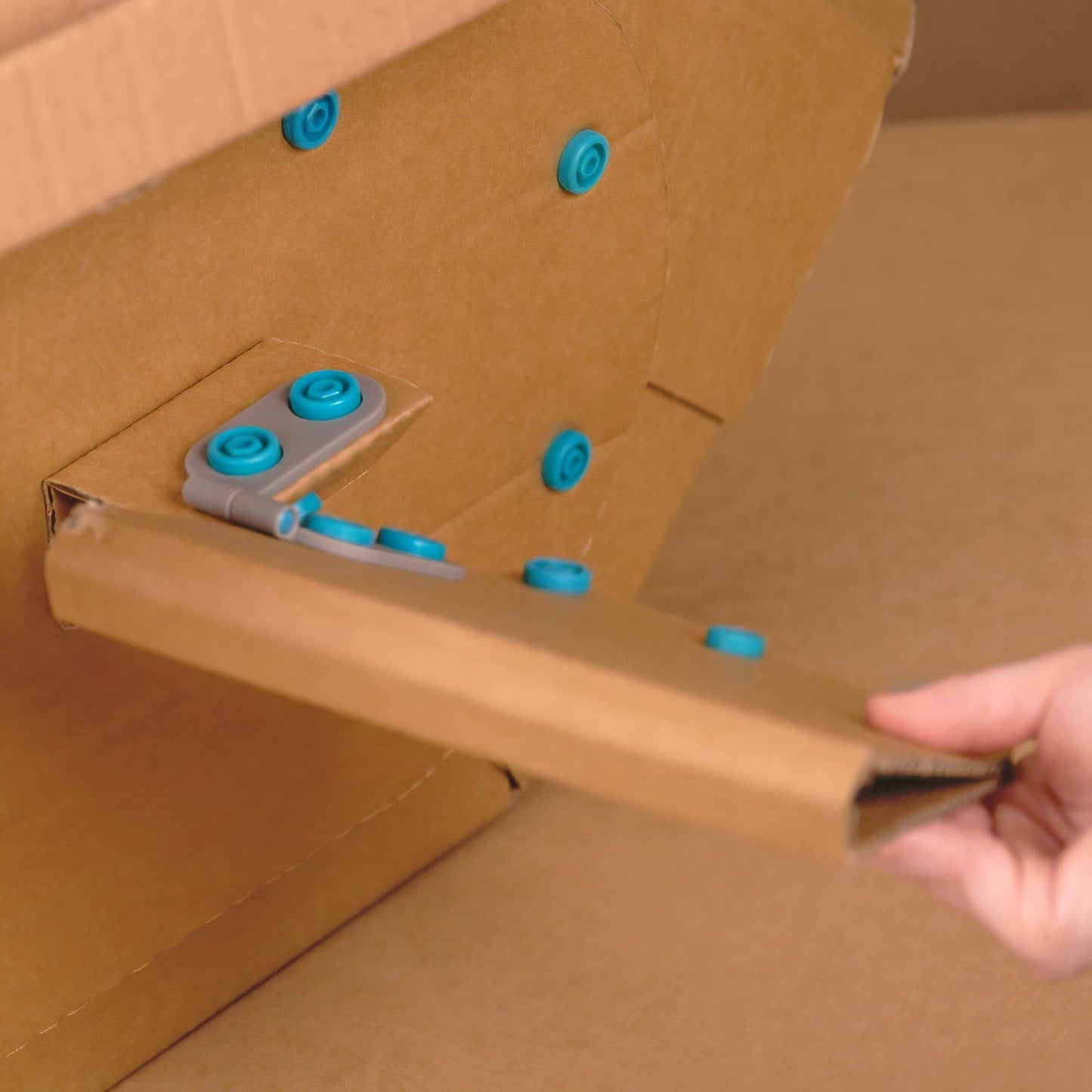 Spin-Hinge Cardboard Building Tool