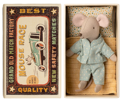 Little Sibling Mouse in Matchbox