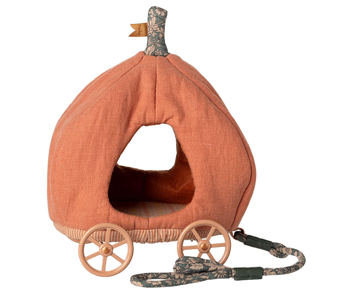 Pumpkin Carriage for Mouse