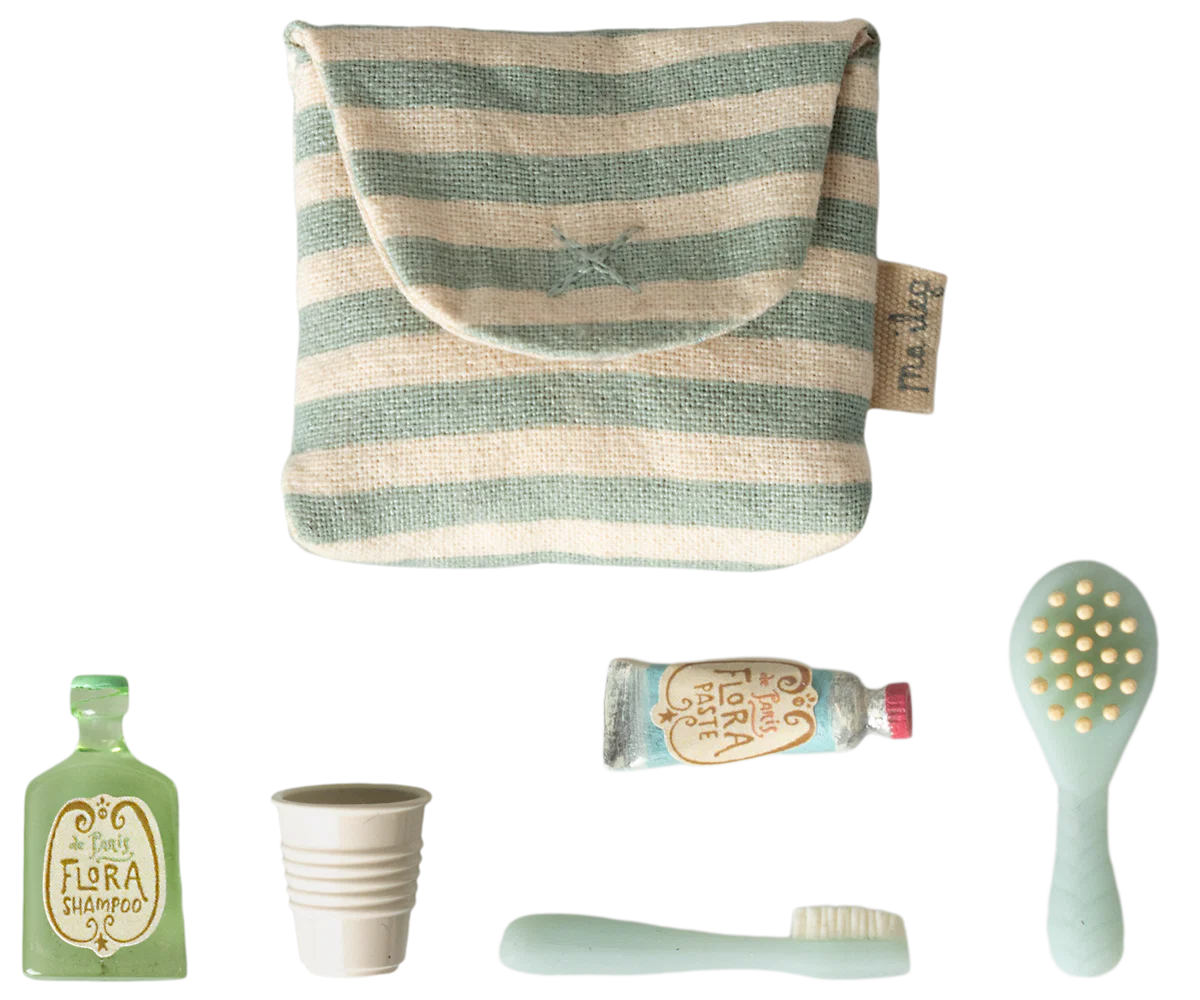 Toothbrush Set in Bag for Mouse