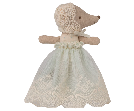 Baby Mouse in Gown