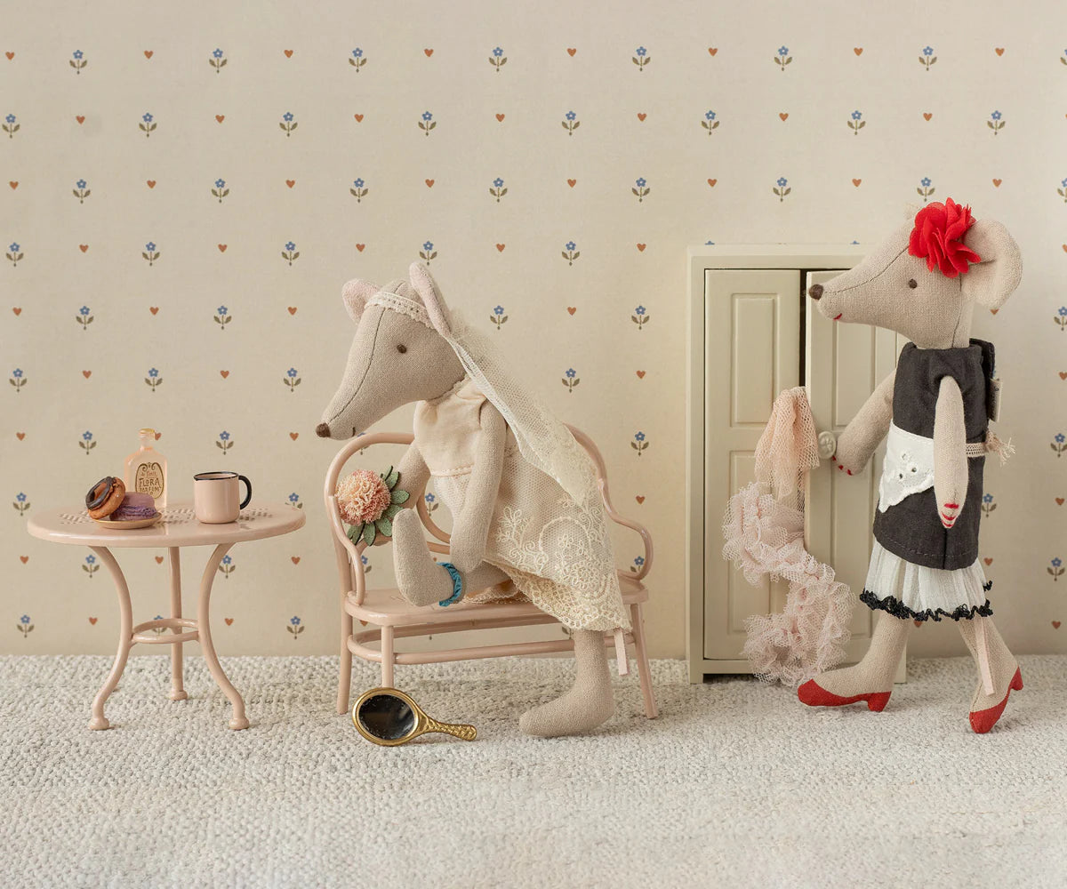 Beautician Mouse