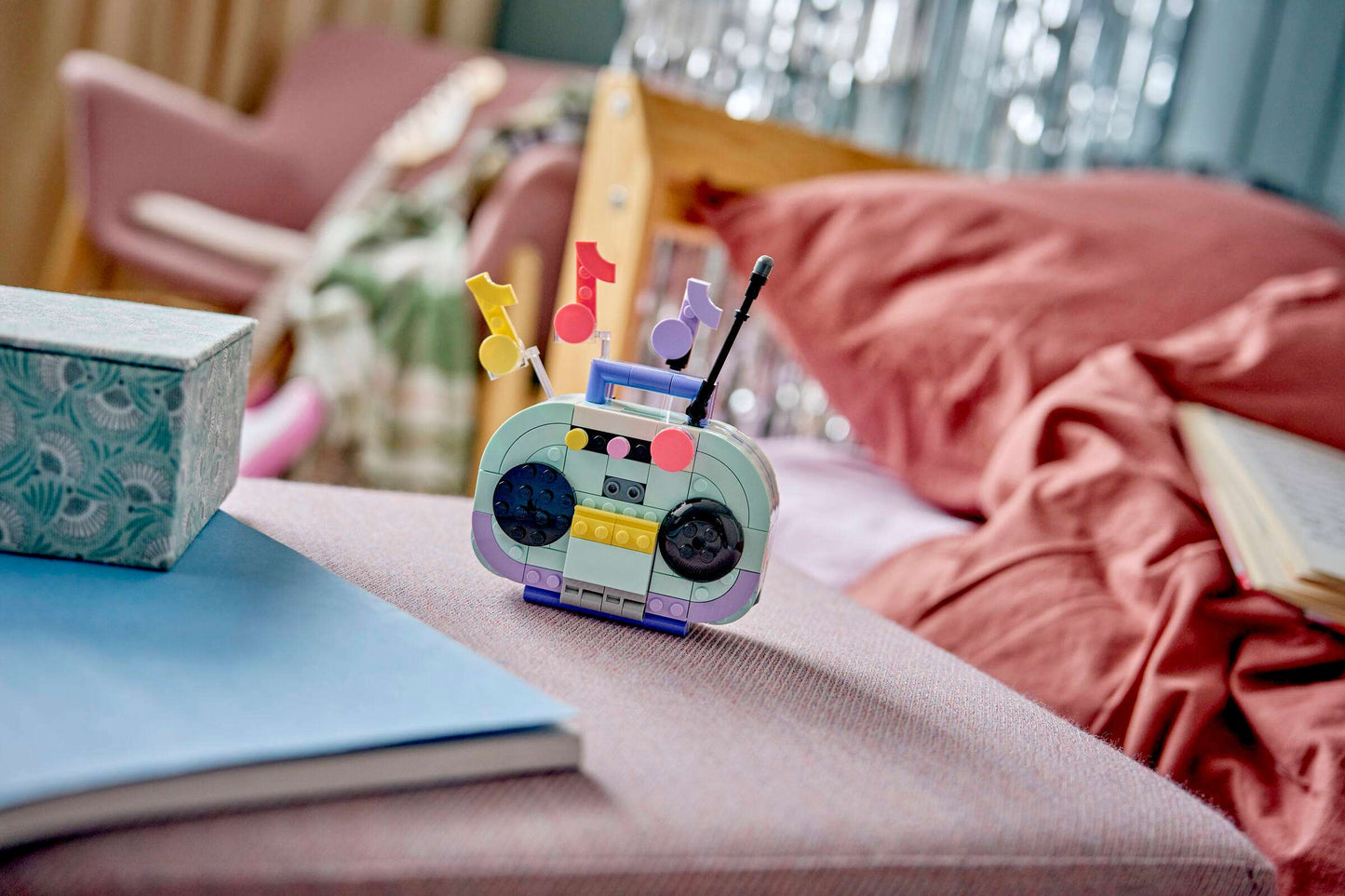 Creator: Music Decor Piano with Cat Building Set