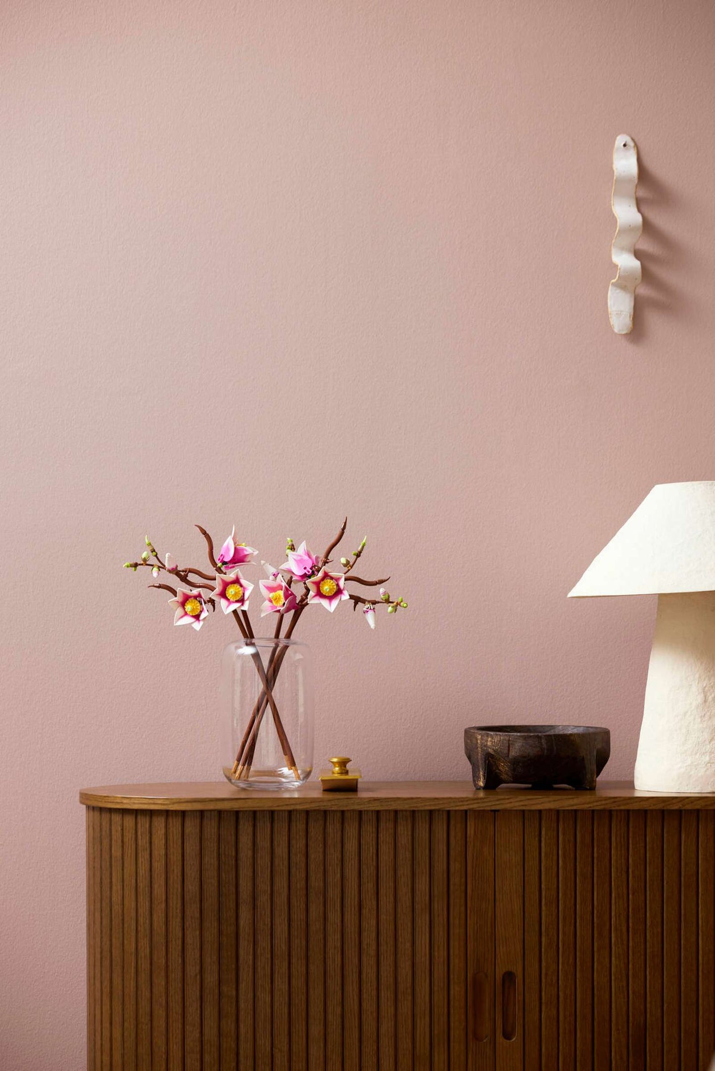 Botanical Collection: Magnolia Branches Building Kit