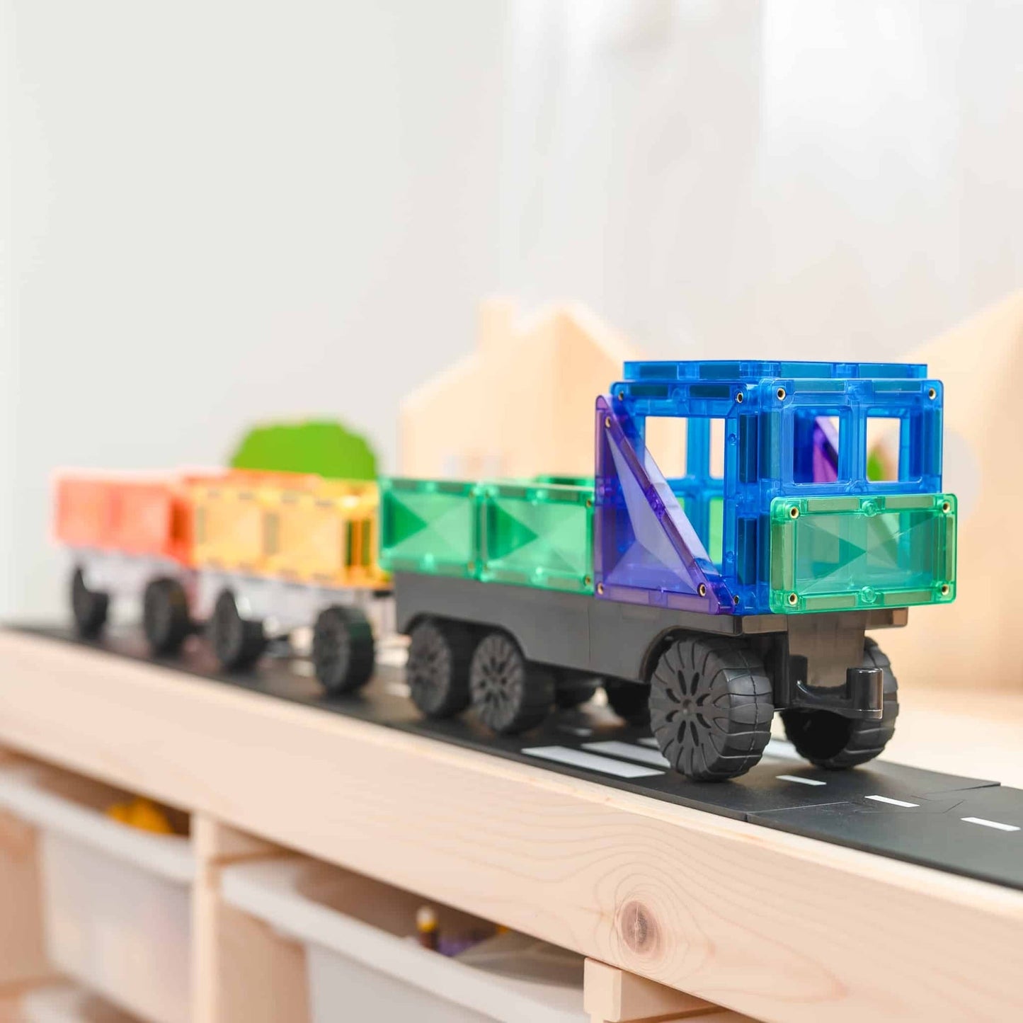 Rainbow Magnetic Tiles Transport Pack